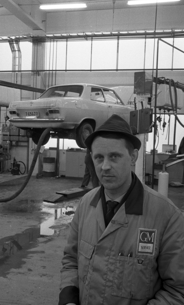 Vägsaltet, Ny sopbil 28 januari 1966

Opel Kadett