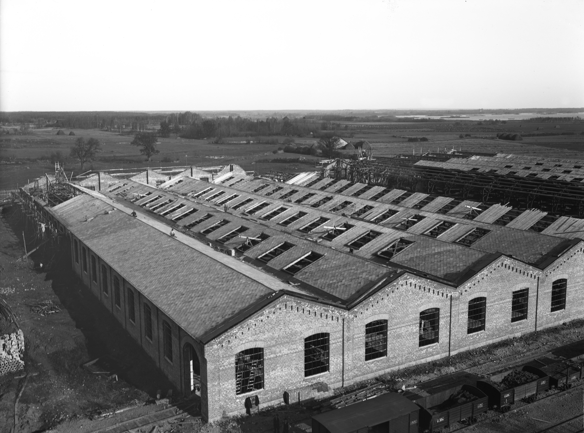 Alnängarna, fabriksbyggnader.
C.V:s verkstäder under uppbyggnad.
Byggmästare Kasper Jansson