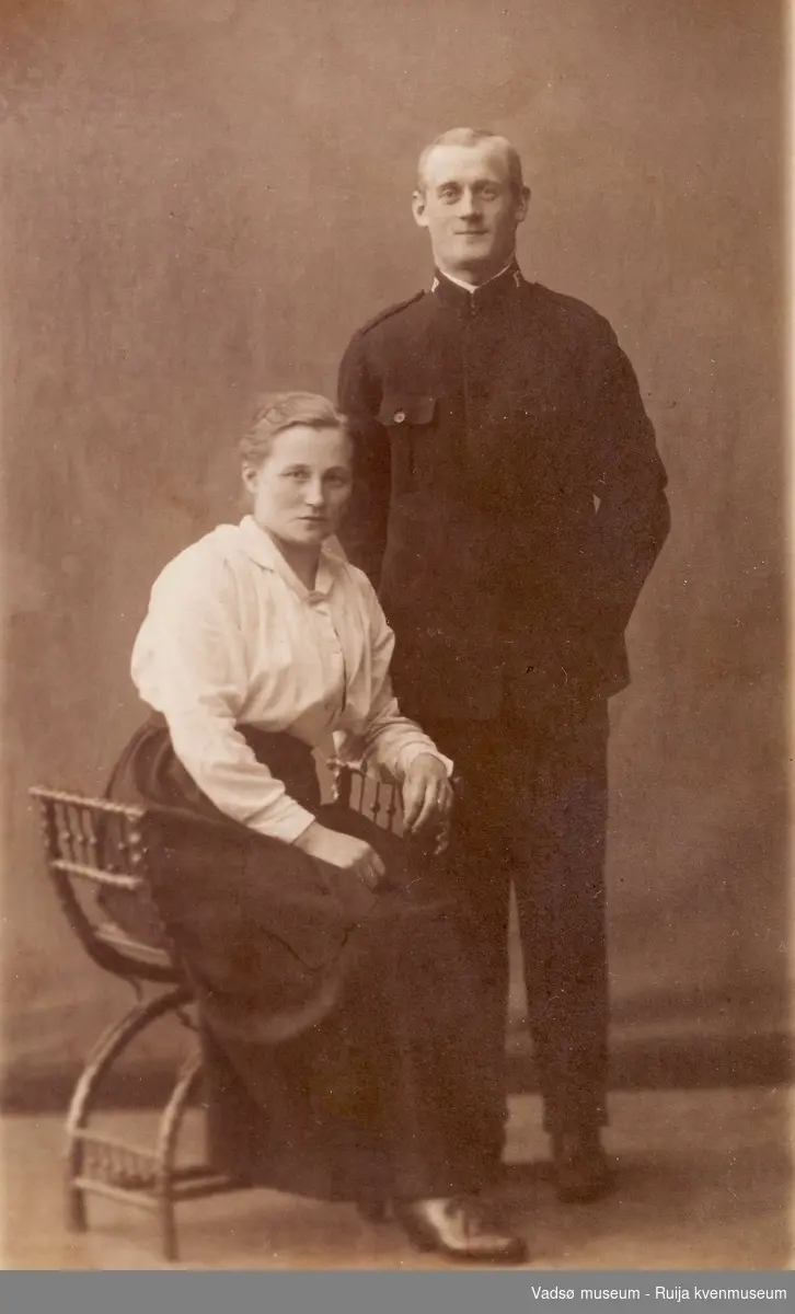 Kolanordmenn. Søsknene Lisette og Sigurd Knudsen ca 1910