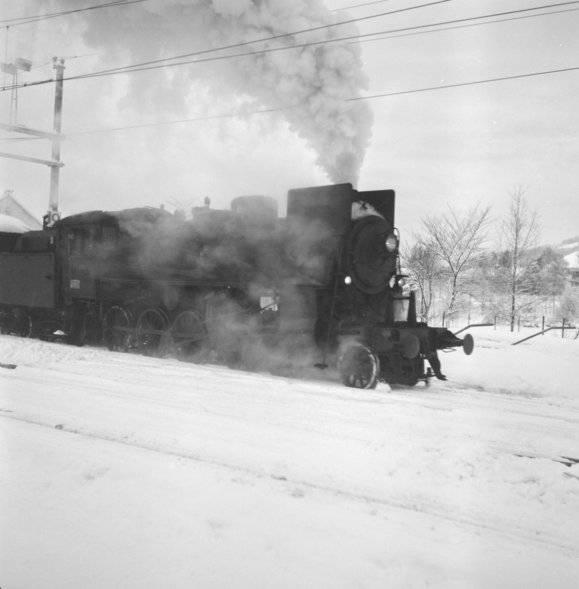 Godstog til Solørbanen trukket av damplokomotiv 26c nr. 433.