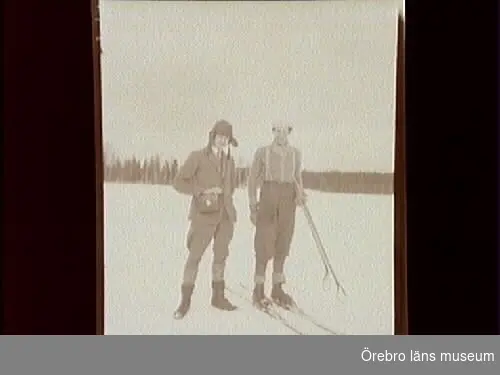 Två skidåkare