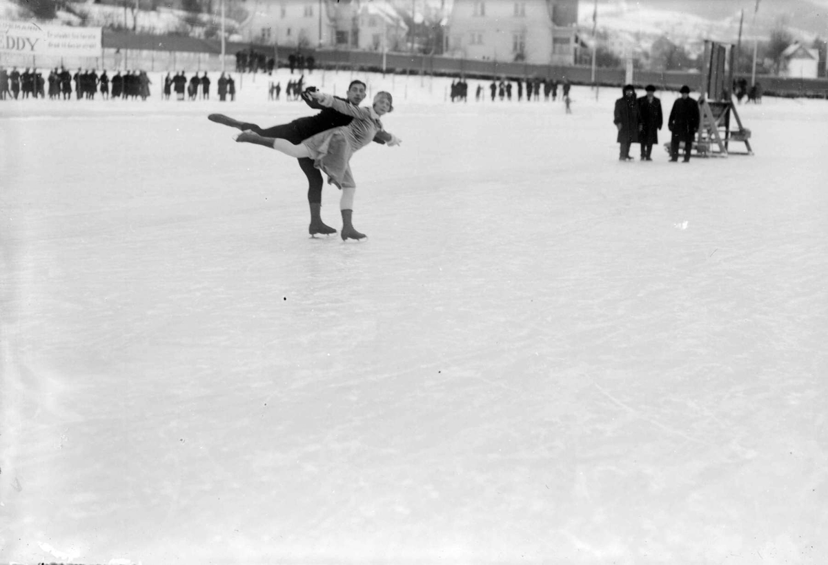 NM skøyter Lillehammer 1929. Kunstløp Par.