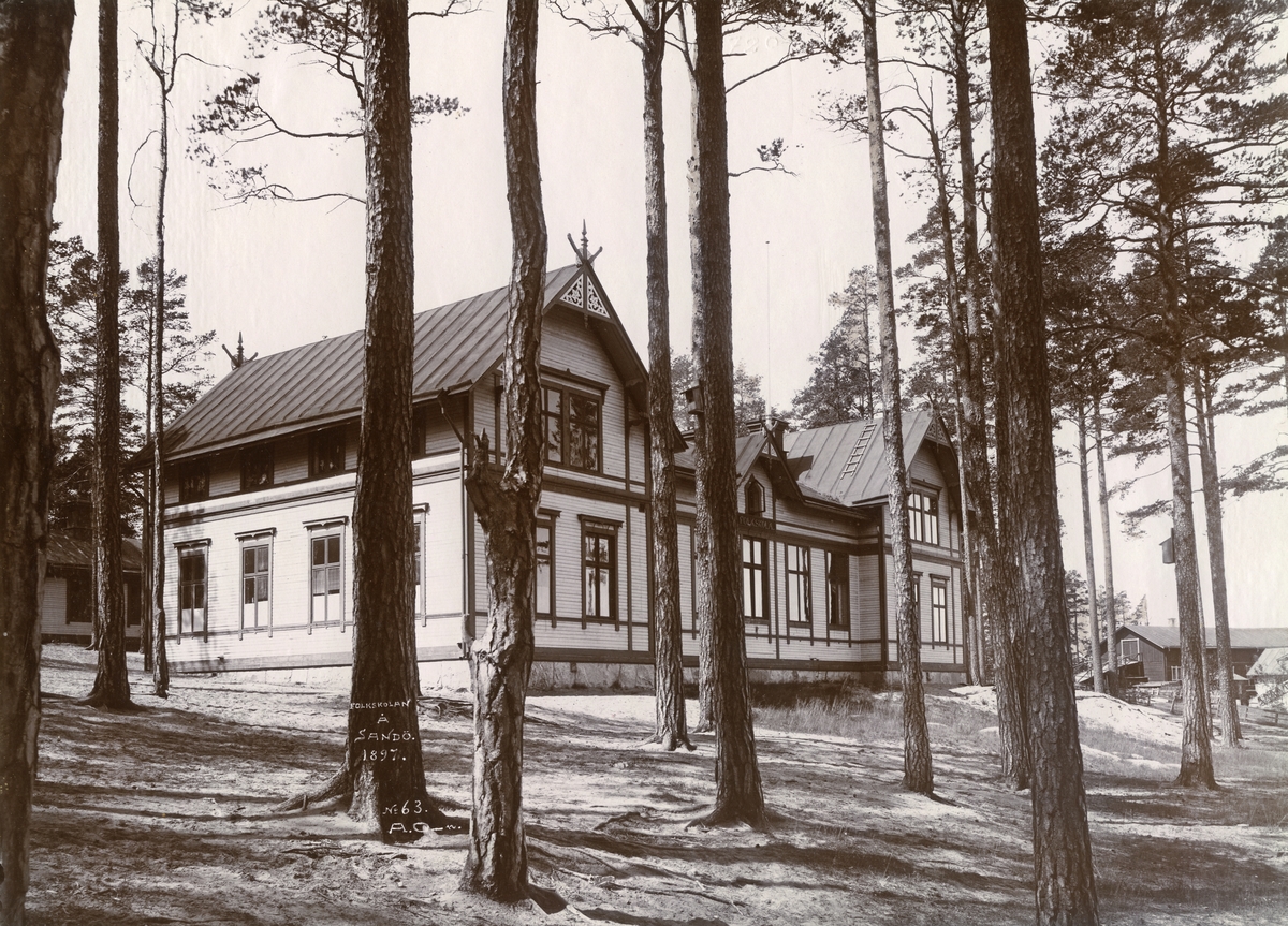 Folkskolan på Sandö 1897.