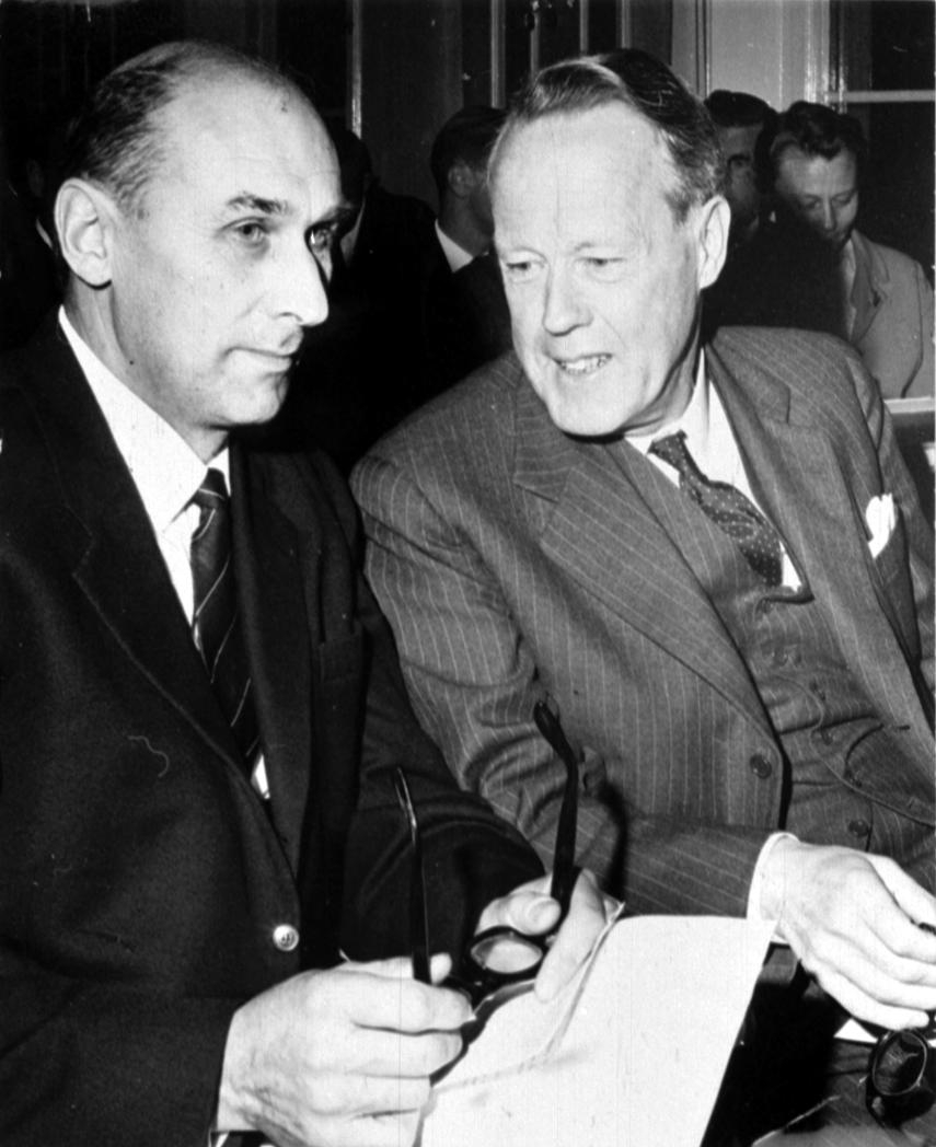 T.h. landshövding Bertil Fallenius, landstingsordf. Erik Jonsson