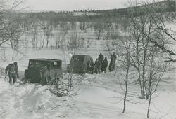 Militær Weasel Studebaker og Snowmobil ved Sikkilsdalsseter 