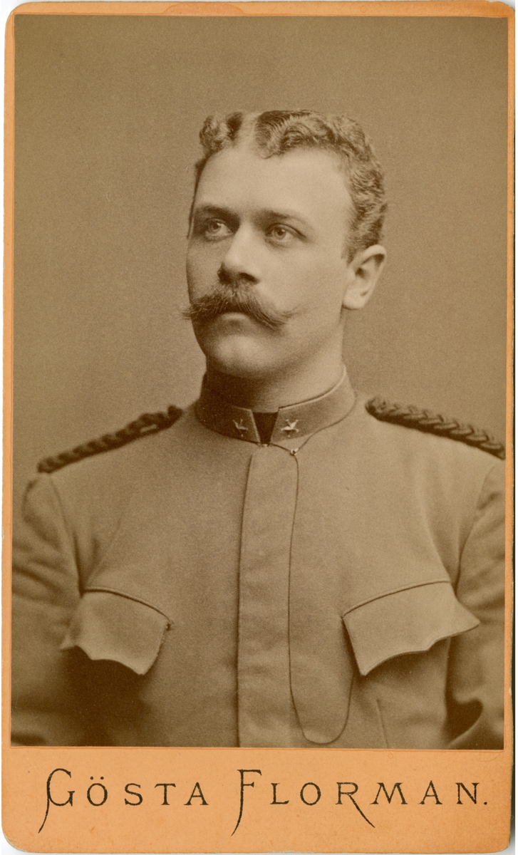 Porträtt av Olof Kullberg, löjtnant vid Fortifikationen.