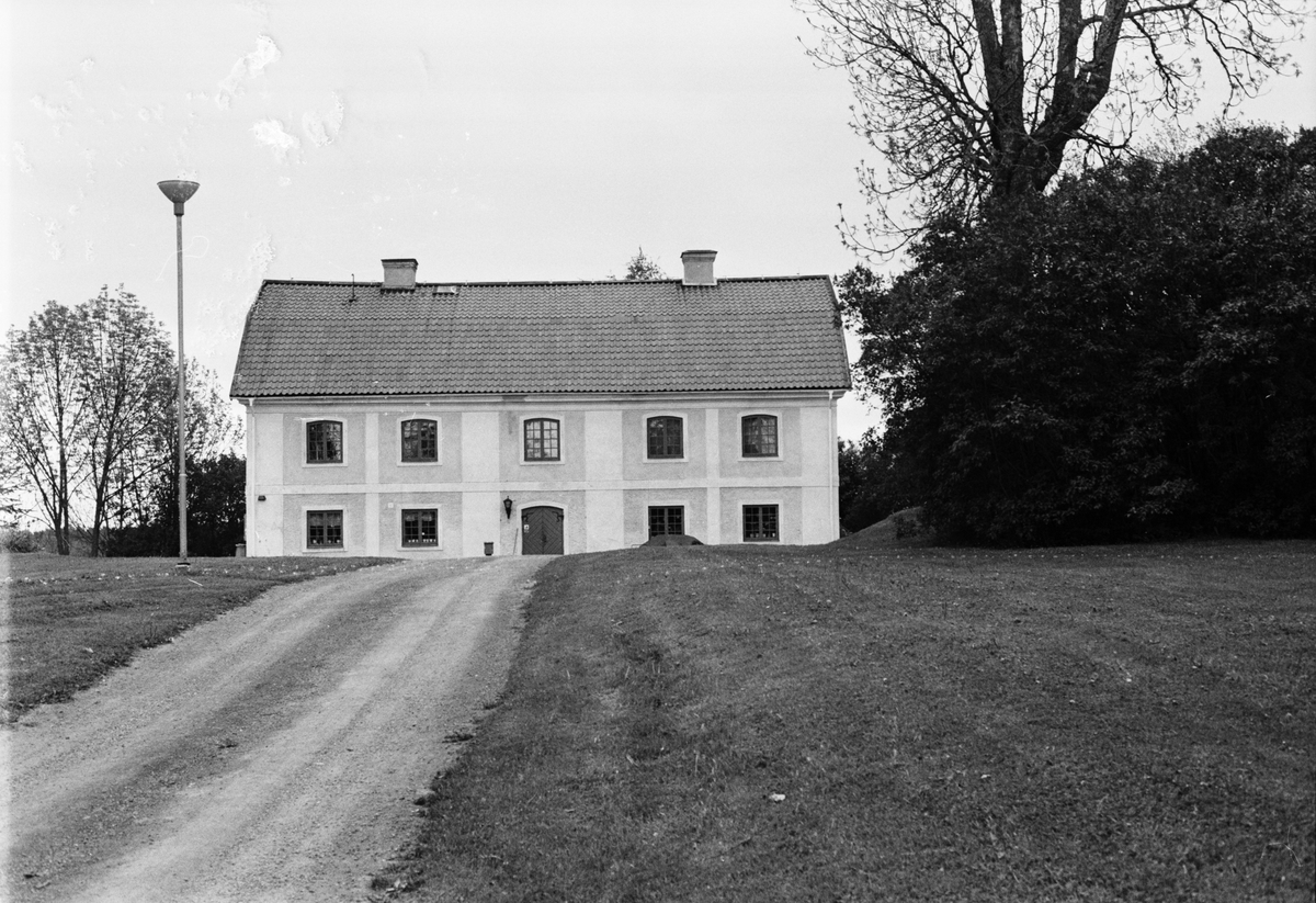 Hembygdsgård och vandrarhem, Gränome 2:4, Gammel-Gränome, Stavby socken, Uppland 1987