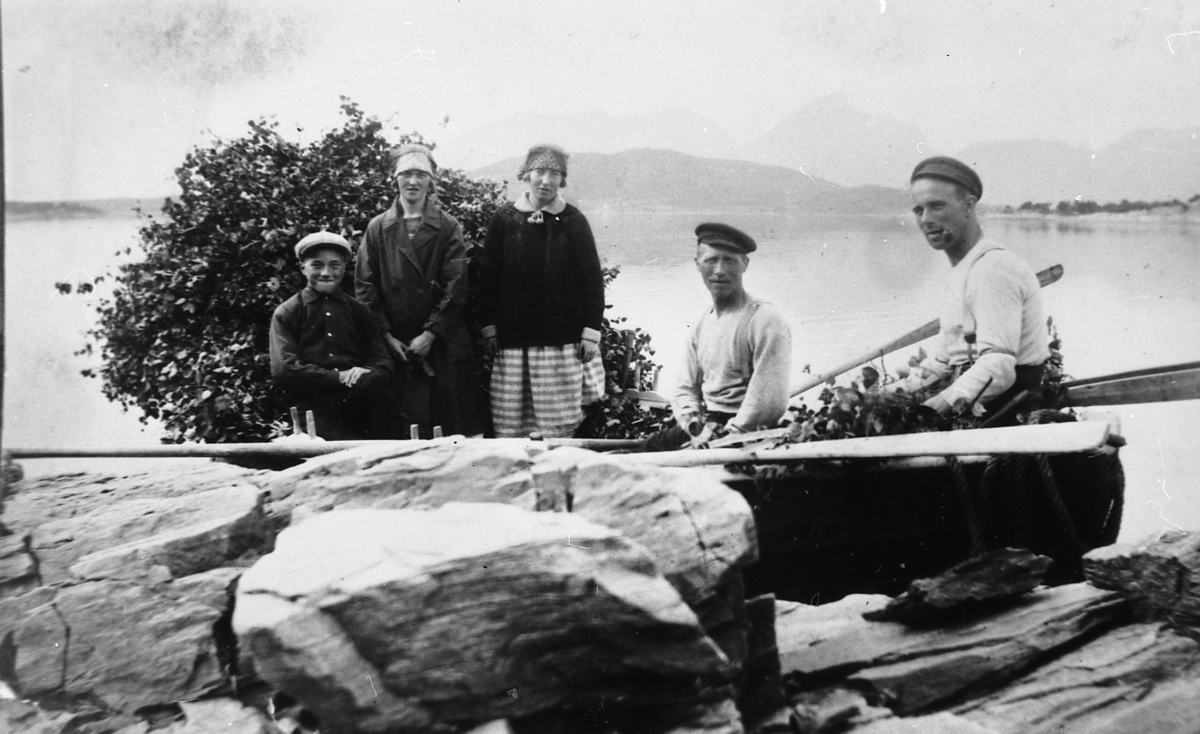 Lauving i Hofsøybotn, Tranøy.1930.
