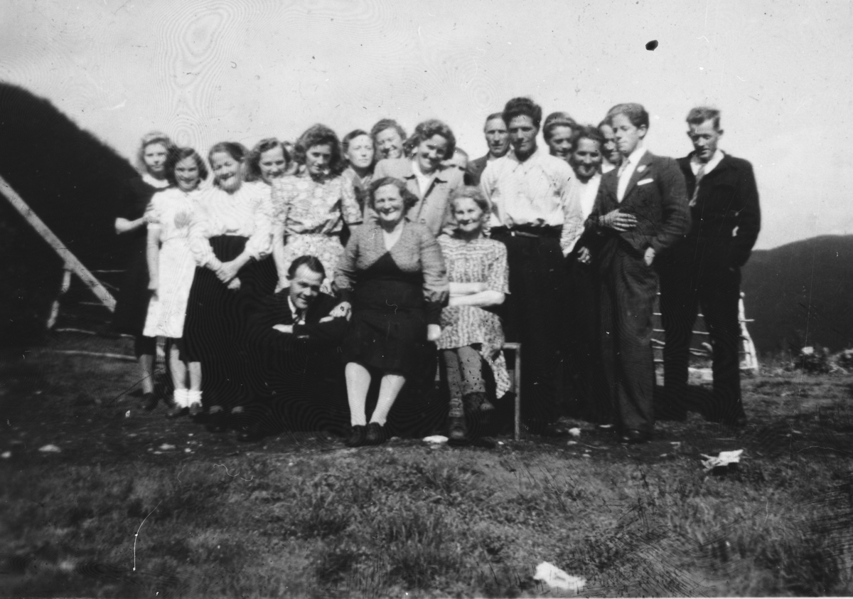 Sanitetsforeninga i Vassvika, Tranøy på tur til Lysbotnvatnet i Lenvik 1951.
