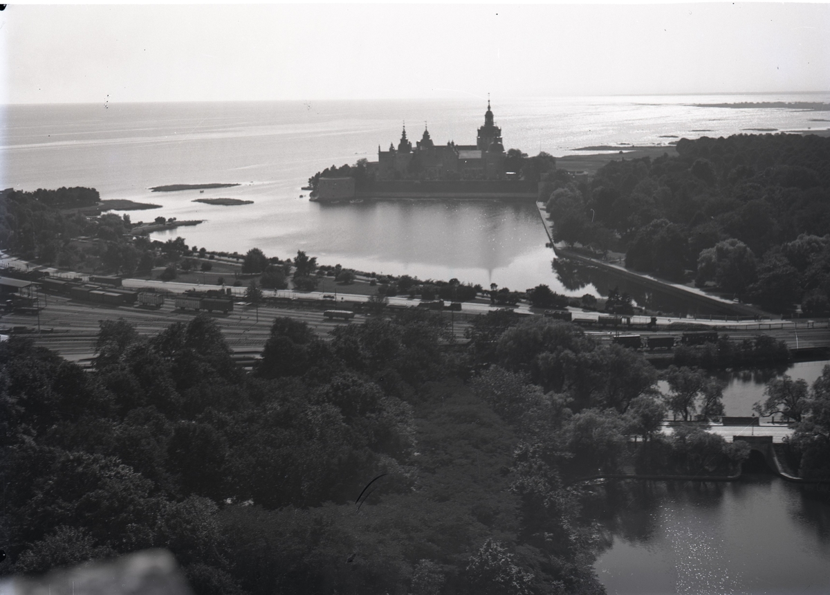 Översiktsbild söderut från gamla vattentornet i Kalmar.