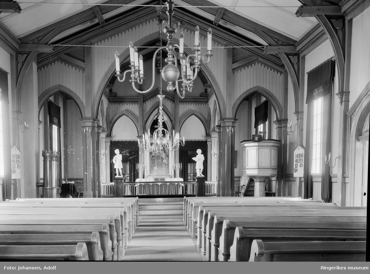 Hønefoss kirke. Ca. 1920.