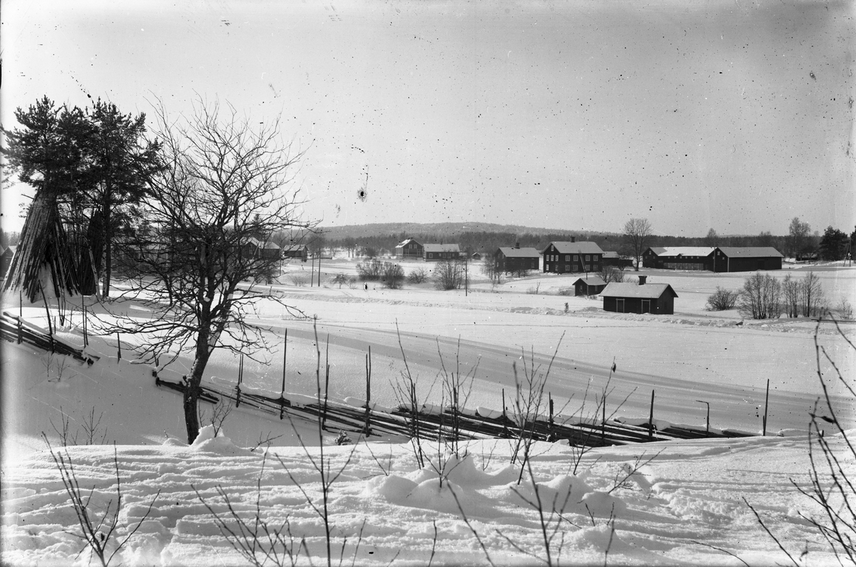 Västra Åsmundshyttan. Foto före 1927.