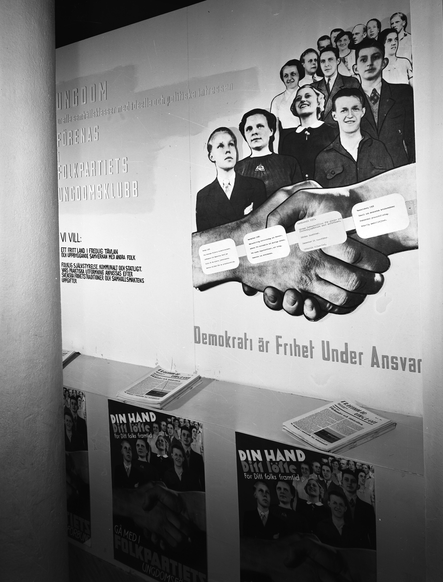 Ungsdomsutställningen "Ungdomen Vill och Kan" Folkpartiet. Den 4 oktober 1941

