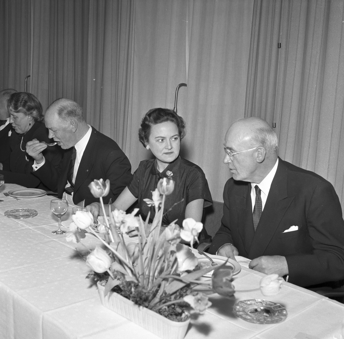 Bankdirektör Lindahl
Svenska Handelsbanken på Baltic. 18 februari 1956.