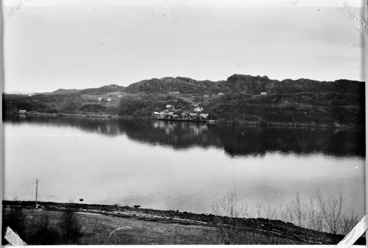 Rødbrygga og Sildoljefabrikken i Bjugn ca. 1930