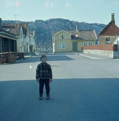Gutt i Bøckmans gate i Egersund