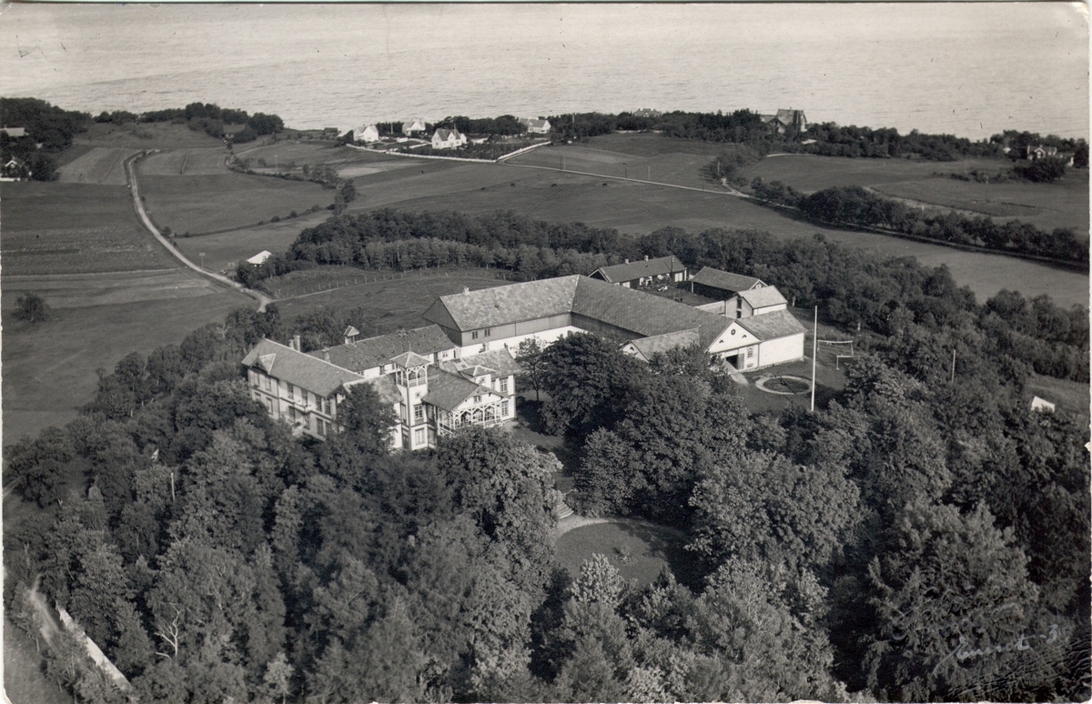 Flyfoto over Ringve gård.