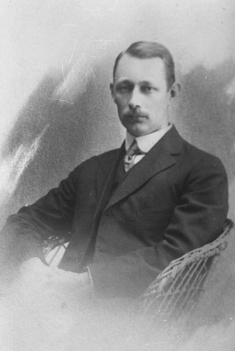 Kopia. Ingenjör Petter Johan Andrén. Levde mellan åren 1860-1929. Gift med Alma Matilda Dahlberg som levde mellan åren 1861-1951.