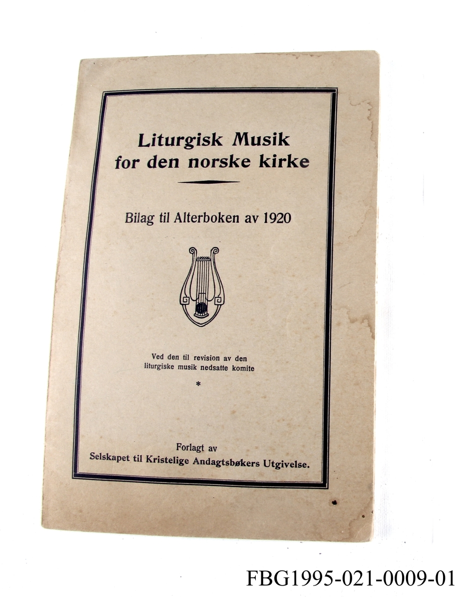 En bok med liturgisk musikk for den norske kirke.