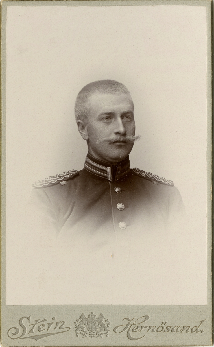 Porträtt av Knut Filip Klinberg, löjtnant vid Dalregementet I 13.