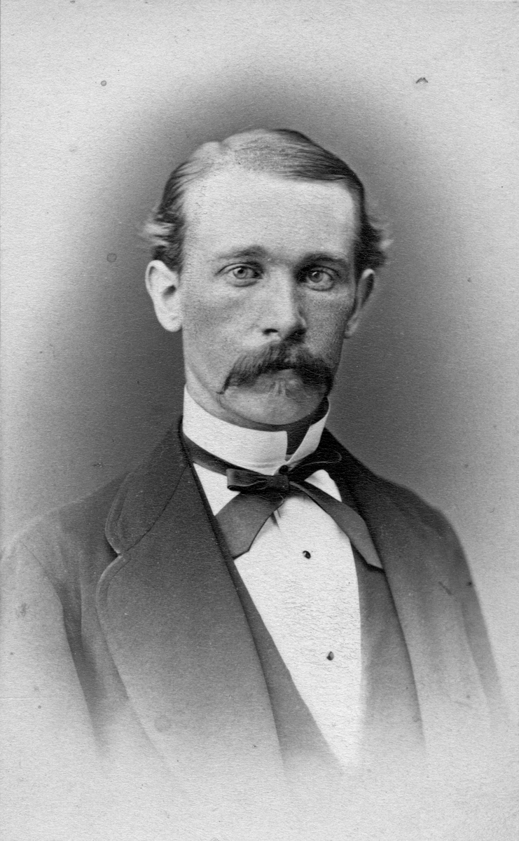 Knut Sjögren, 1870-80 tal.Stins i Valskog)