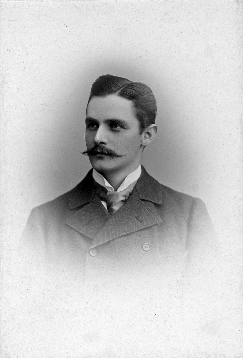 Manufakturhandlare Ernst Svensson.