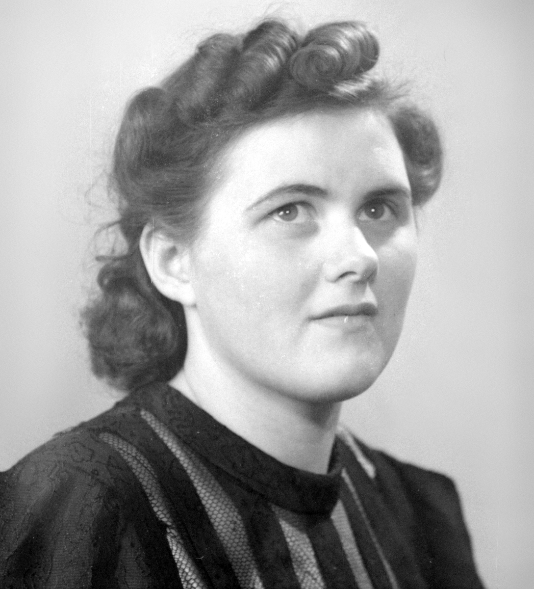 Alice Jansson, Nygårdarna. Foto i april 1940.
