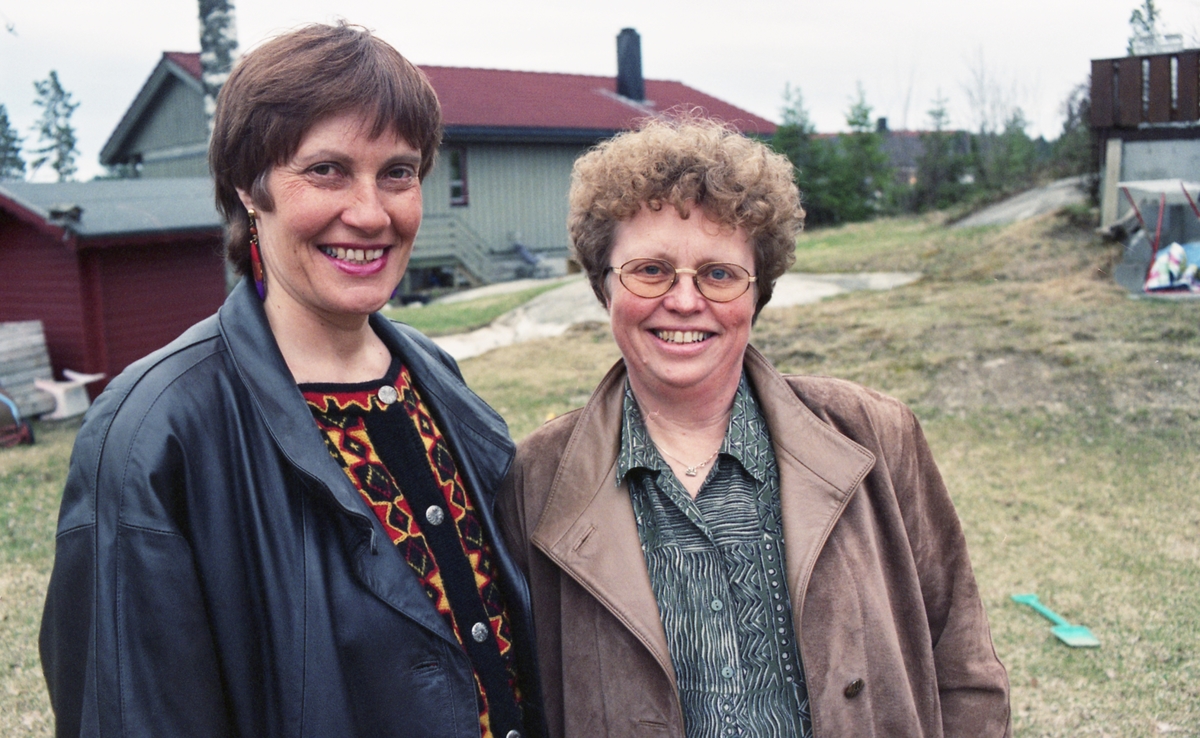 Portretter av Arbeiderpartiets stortingskandidater Inger Lise Andresen og Reidun Lappen.