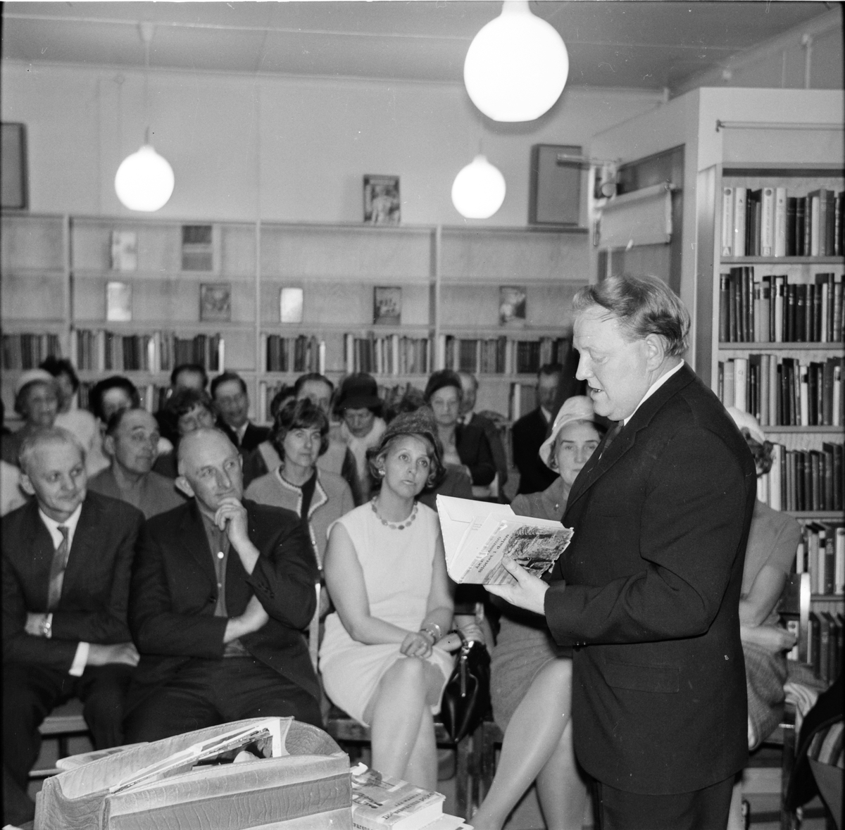 Åke Wassing talar i Arbrå,
2 April 1968