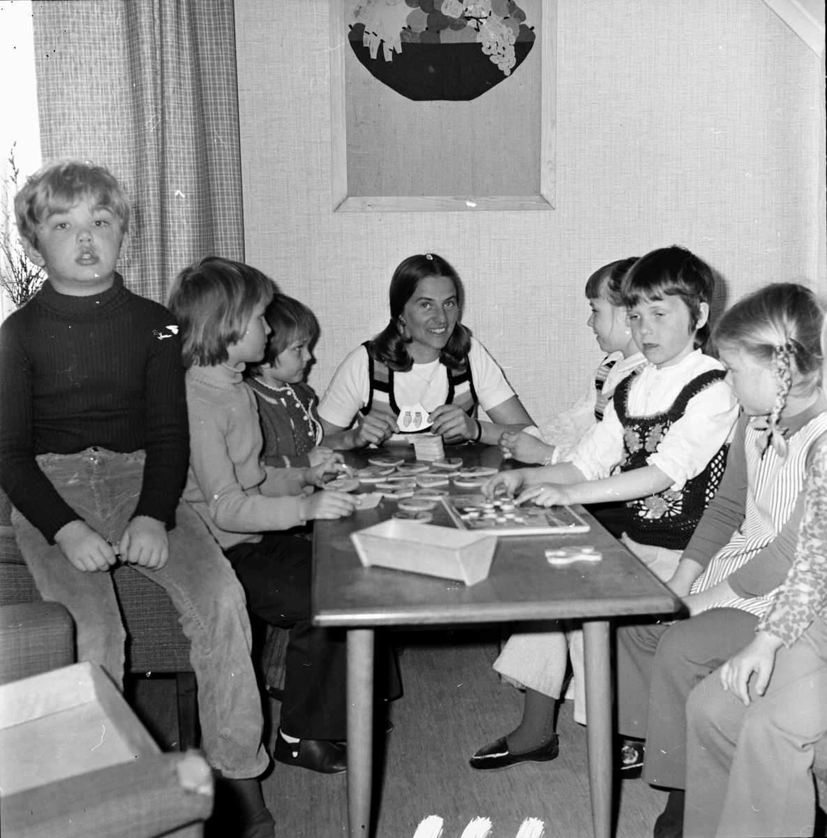 Vallsta,
Barnstuga har startat,
April 1972