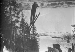 Lillehammerrennene 1928. Trening i Riisebakken.
Lillehammer 