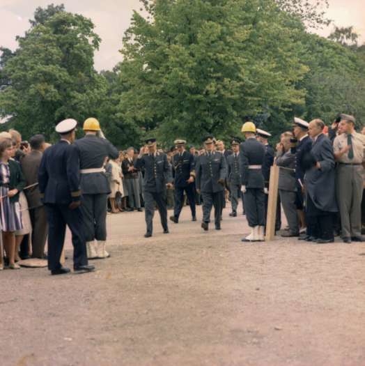 Kungabesök, Gustaf VI Adolf besöker Karlsborgs fästning år 1962. Endast neg finns.