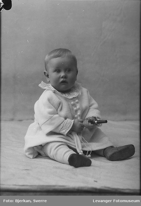 Portrett av Mestvedts barn navn ukjent.