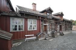 "Hans Nissengården", sidebygning