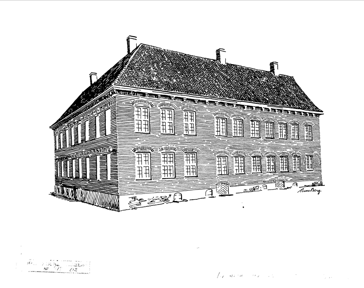 1714
Gården ble gjenreist på museet i 1928 for å tjene som utstillingsbygning. Den er en delvis kopi av Dronningensgt. 15. Fasaden er i hovedtrekk som de opprinnelige, men i bygningens indre er det bare trapperommet og hjørnerommene i begge etasjer som er overført til museet.
Ankerjernene på fasaden - Ao 1714 TESGMMD - viser initialene til byggherren Tøger Eriksen Grøn og hans hustru Margrethe Mogensdatter, datter av Mogens Lauritsen på Linderud. Ankerjernene av smijern er forbundet med bjelkene i etasjeskillet og hindrer at disse mister festet i veggen. I tillegg til det gjenreiste hovedhuset har det vært en sidefløy med uthusfunksjoner.
I 1737 ble Dronningensgate 15 kjøpt av general Hans Jacob Arnold. I 1749 bodde kong Fredrik V hos ham under besøket i Chrisiania. Fra Arnolds tid stammer den elegante barokktrappen i trapperommet, samt panel, dører og himlinger i hjørnerommene. Himlingene har vakre stukkarbeider med allegoriske fremstillinger, antagelig laget i 1752 av Ole Trulsen Svartz. Staten overtok gården i 1760, og den ble embetsbolig for kommanderende general og kontor for Generalitetskollegiet. Bygningen lå i det kvartalet som 1814 ble tatt til lokaler for statsadministrasjonen og kalles også "Det gamle finansdepartementet". I nabogården, som til 1822 huset Katedralskolen, lå salene som 1814 til 1866 ble brukt av stortinget (NF326/NF327). Bygningen huser nå Norsk farmasihistorisk Museum med officient fra apoteket "Hjorten" i Grønland 10, fra 1861. På motsatt side av gårdsplassen ligger apotekerhagen, en urtehage med eksempler på medisinske planter som har vært dyrket i Norge i eldre tid. Fasaden med skiftevis gule og røde striper var høyeste mote i Christiania i første halvdel av 1700-tallet; noe som hadde bakgrunn i datidens mureteknikk. Det ble brukt importert tegl hvor løpersiden var gulfarget, mens koppsiden var rød. Ved oppmuring i kryssforband oppstod stripeeffekten av seg selv. Moten fikk slik oppslutning at man også malte striper på mur av ensfarget tegl.

Norsk folkemuseums guidebok,  1996