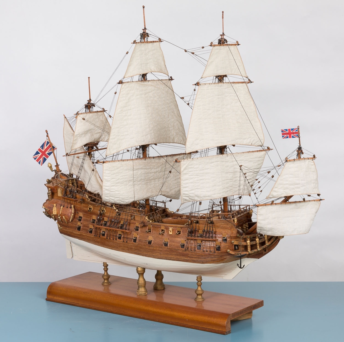 Modell av "Det engelske kongeskip" fra 1680
Bækvolds produksjonsnummer 26
Materialomkostninger oppgitt til kr. 500,-