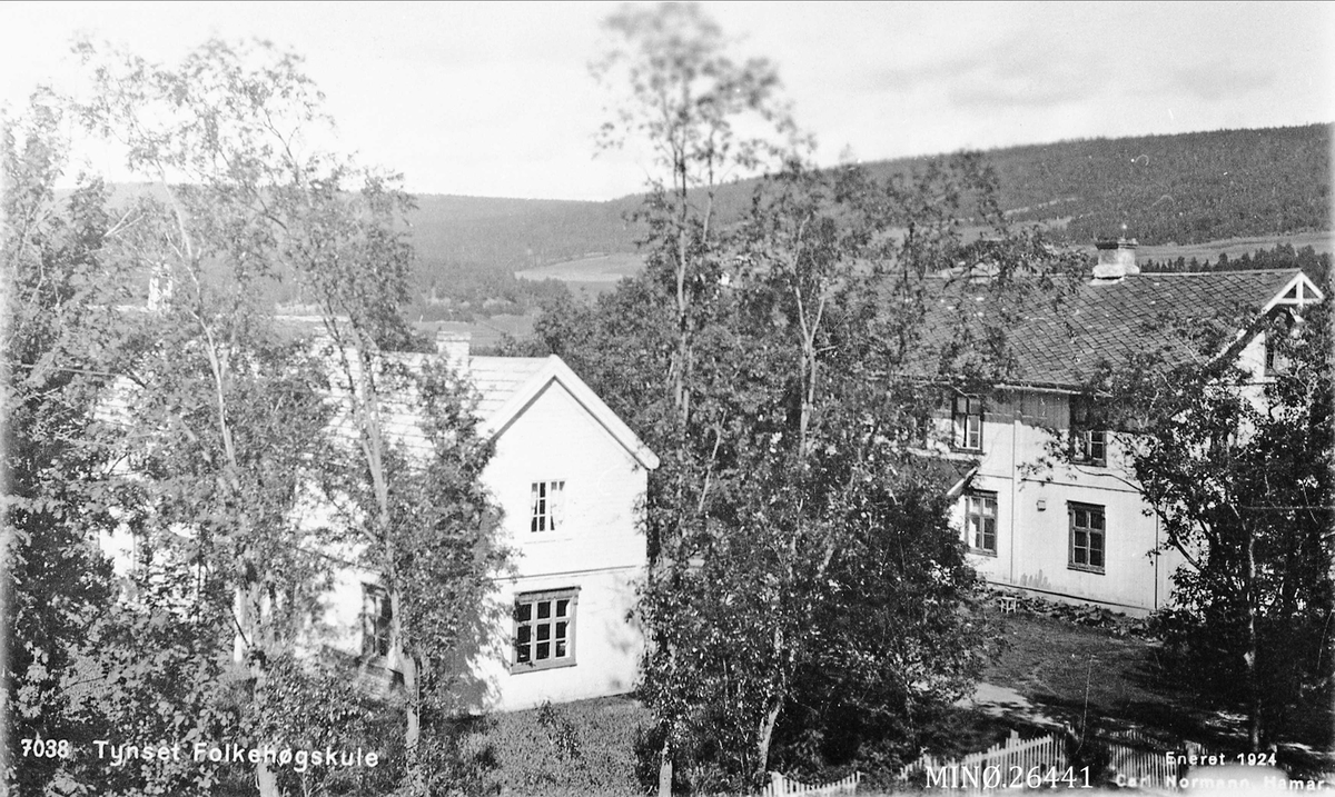 Hus, skole. Tynset Folkehøgskule, 1924. 