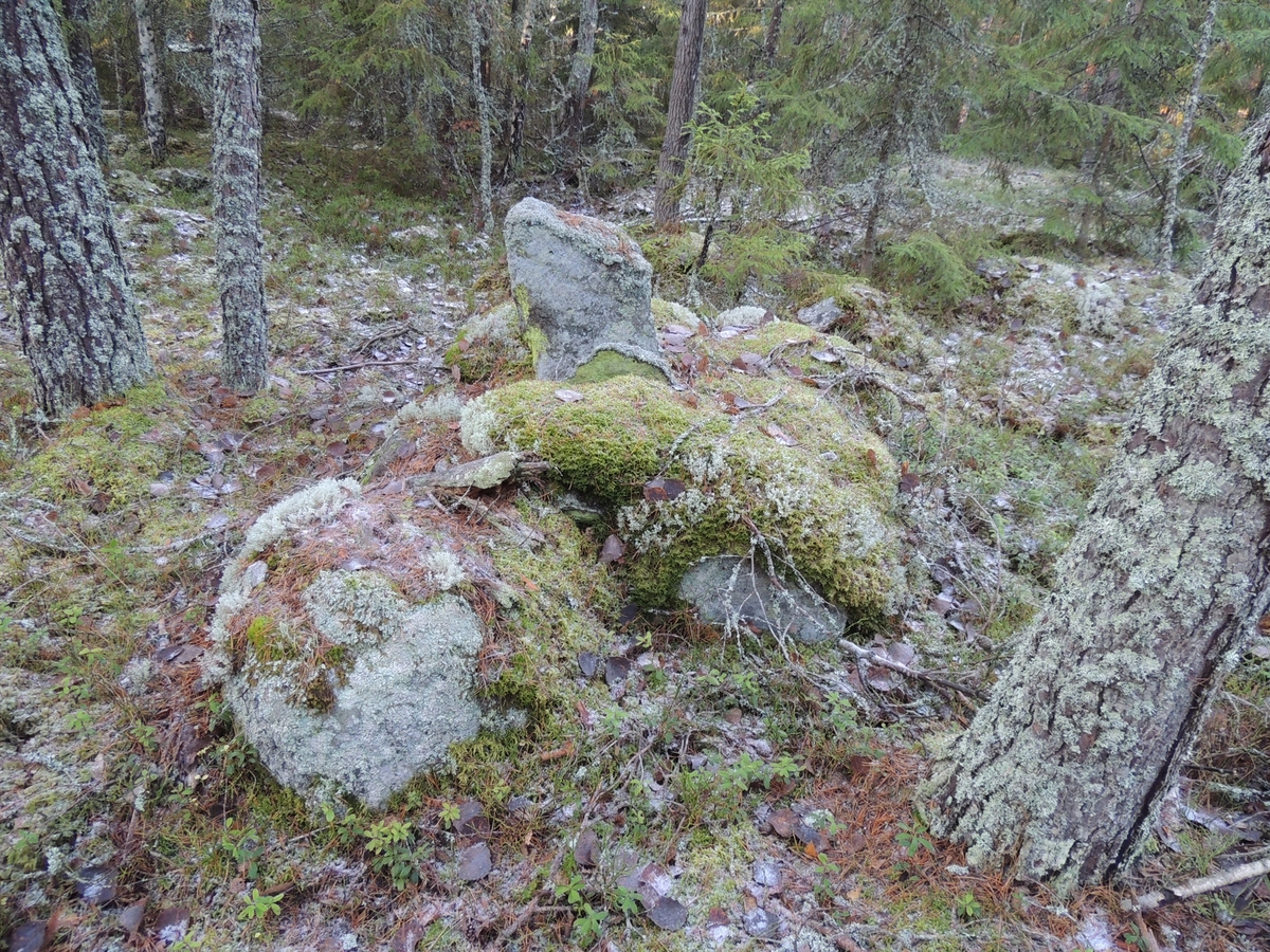 Arkeologisk utredning, objekt 9, A129, gränsmärke, Husby, Markims socken, Uppland 2017