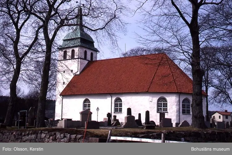 Text på kortet: "Bro kyrka. April 1987".
