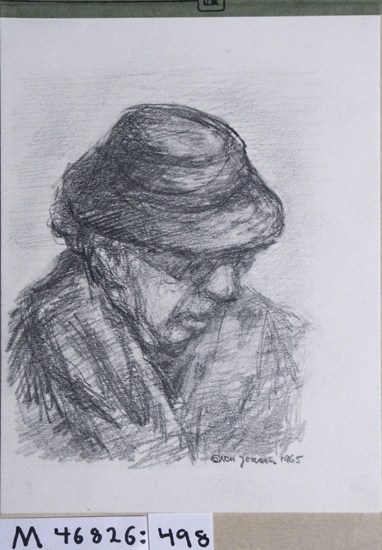Kolteckning.
Porträtt föreställande äldre kvinna med glasögon och hatt.