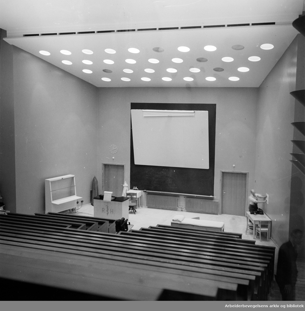 Rikshospitalet i Pilestredet. Auditorium. September 1949