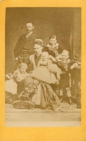 Kronprins Fredrik av Danmark med familj.