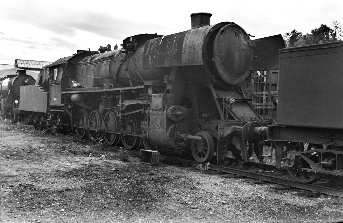 Hensatt damplokomotiv type 63a nr. 4834 på Marienborg.