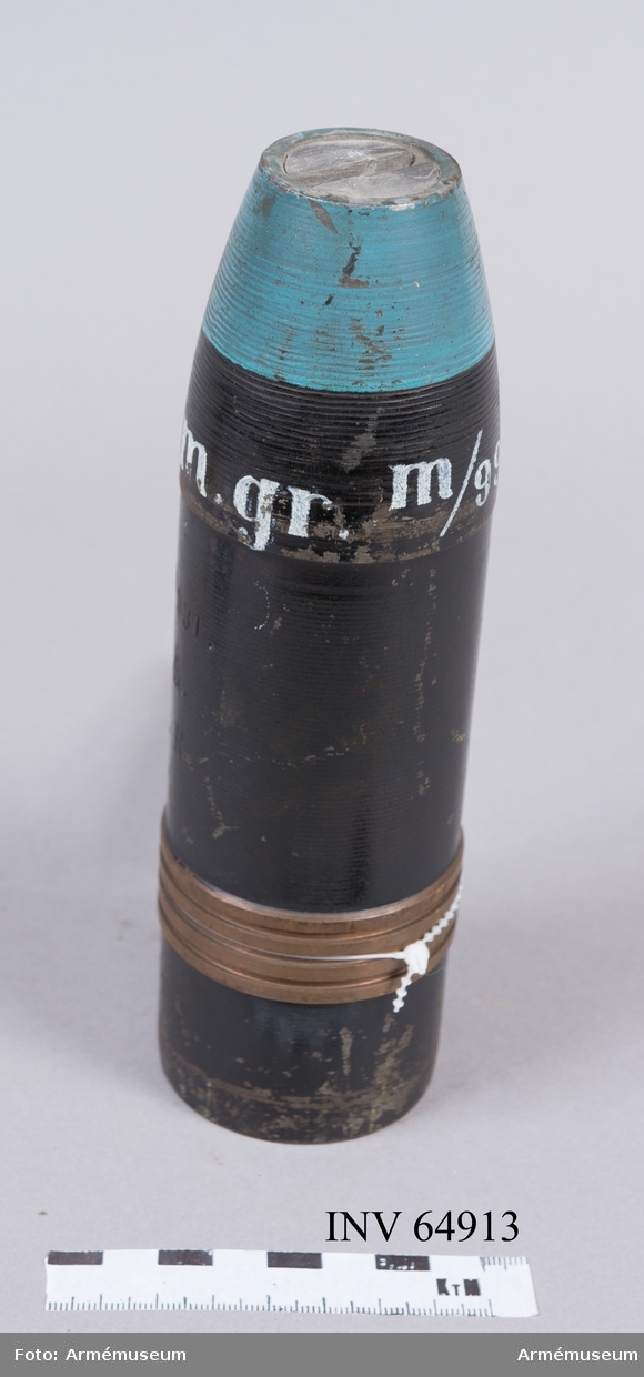 Grupp F II. 
6 cm tom granat m/1899 till räfflad bakladdningsmateriel.
För övning.