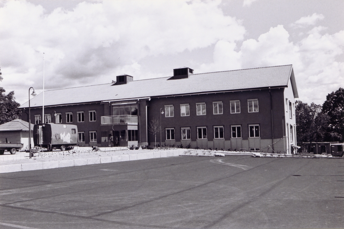 Kolbäck sn, Strömsholm, Södra Sofielund.
Nybyggt kontorshus.