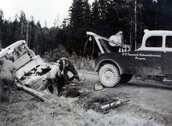 Utforkjøring med FWD lastebil og tanksemi i Bamble på 1950-t