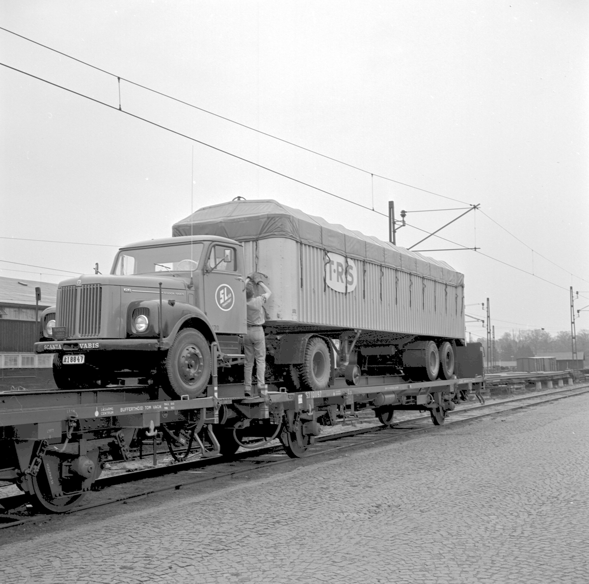Piggy-Backtransport. Scania Vabis. T.R.S. SJ Lqs 101197