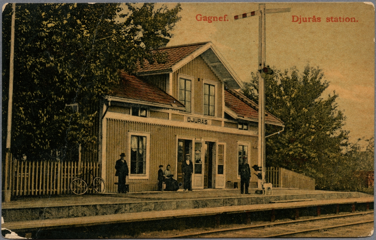 Djurås station.