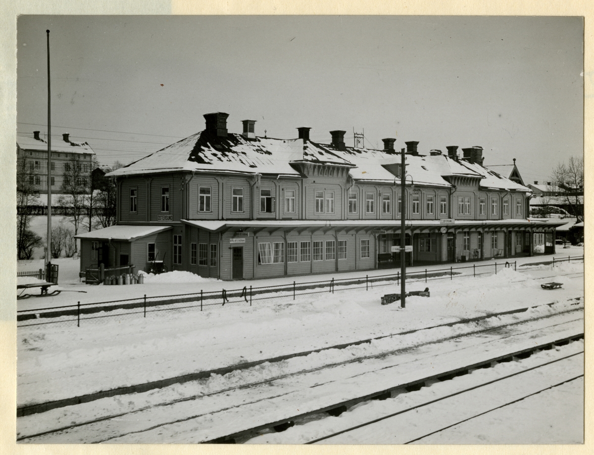 Östersund station år 1924. Statens Järnvägar, SJ. - Järnvägsmuseet ...