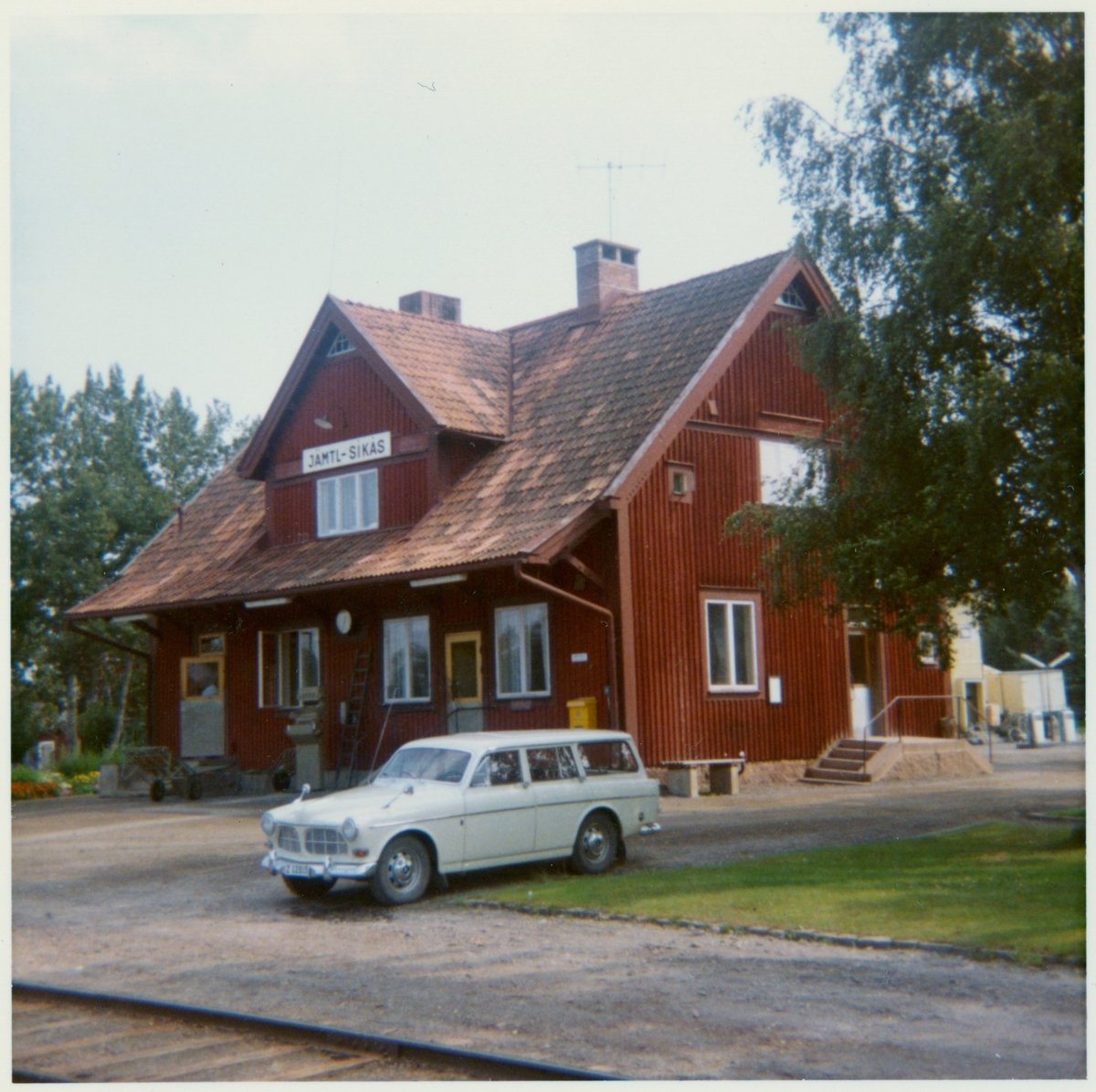 Jämtlands -Sikås station
Volvo Amazon